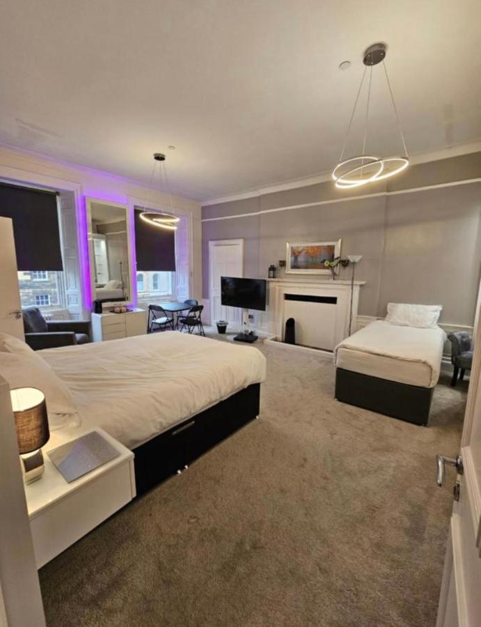 Luxury Family Room With Private Bathroom In The Heart Of EDI Eksteriør bilde